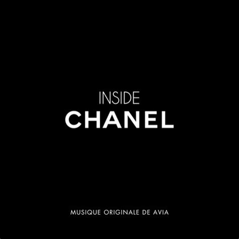 Stream Chanel and the Diamond by Avia 